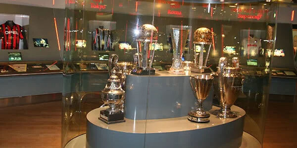 Ajax hangi ülkenin takımı, hangi ligde oynuyor, kaç şampiyonluğu var? Ajax hangi ülkenin takımı, hangi ligde oynuyor, kaç şampiyonluğu var? - 3. Resim