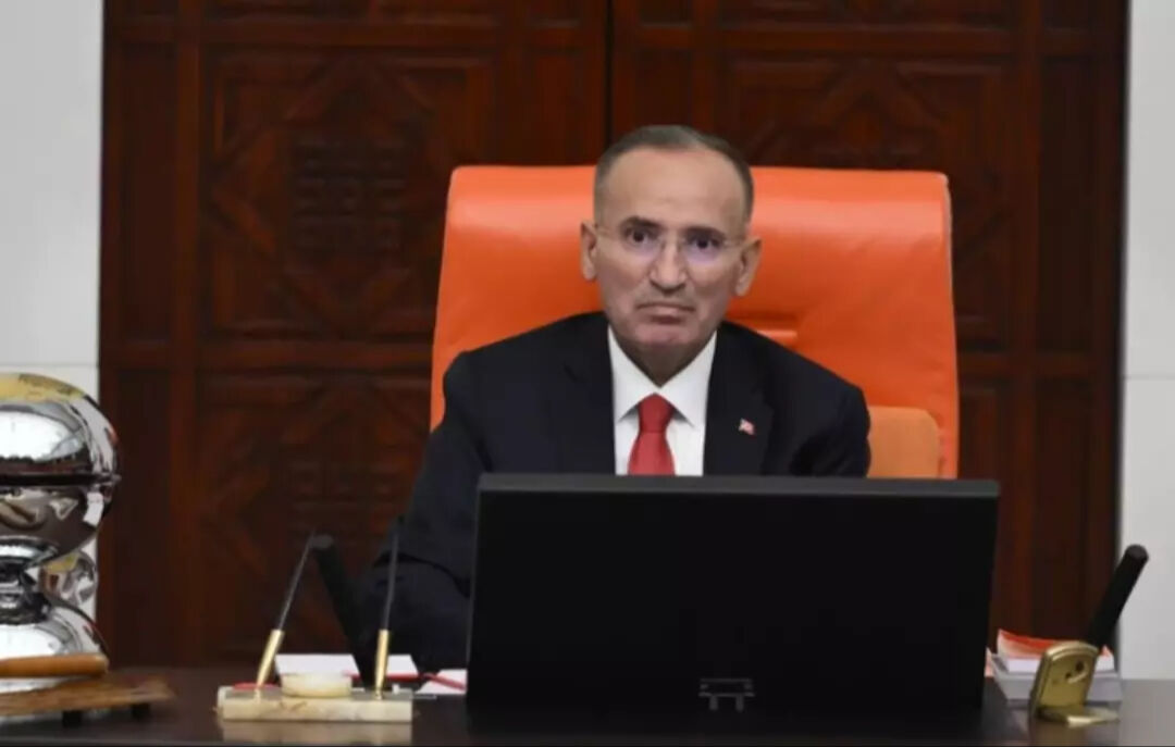 Bekir Bozdağ hasta mı, sağlık durumu nasıl? Başkanvekili tedavi sonrası TBMM'ye geri döndü Bekir Bozdağ hasta mı, sağlık durumu nasıl? Başkanvekili tedavi sonrası TBMM'ye geri döndü - 2. Resim
