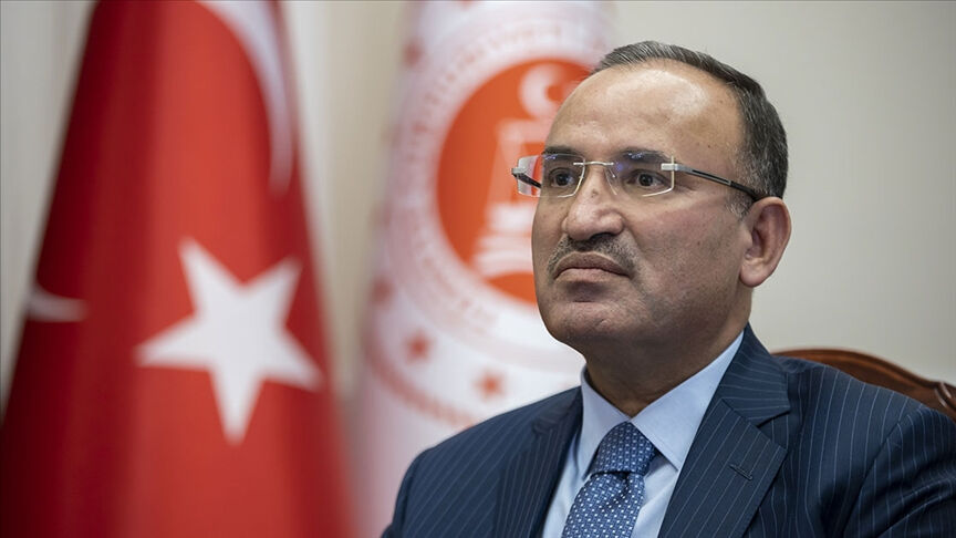 Bekir Bozdağ hasta mı, sağlık durumu nasıl? Başkanvekili tedavi sonrası TBMM'ye geri döndü Bekir Bozdağ hasta mı, sağlık durumu nasıl? Başkanvekili tedavi sonrası TBMM'ye geri döndü - 4. Resim