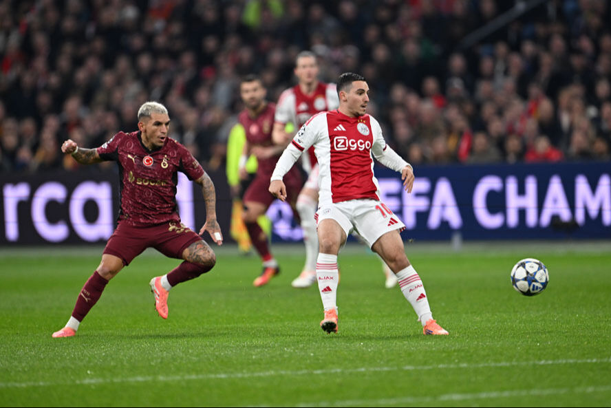 Osimhen hat-trick yaptı, Galatasaray 13 yıl sonra bir ilki başardı Canlı: Galatasaray, Ajax'ın konuğu! - 4. Resim