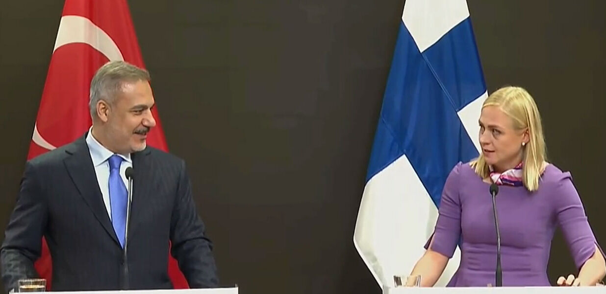 Finlandiyalı Bakan Elina Valtonen'den çarpıcı 'Osmanlı' sözleri! Finlandiyalı Bakan Elina Valtonen'den çarpıcı 'Osmanlı' sözleri!