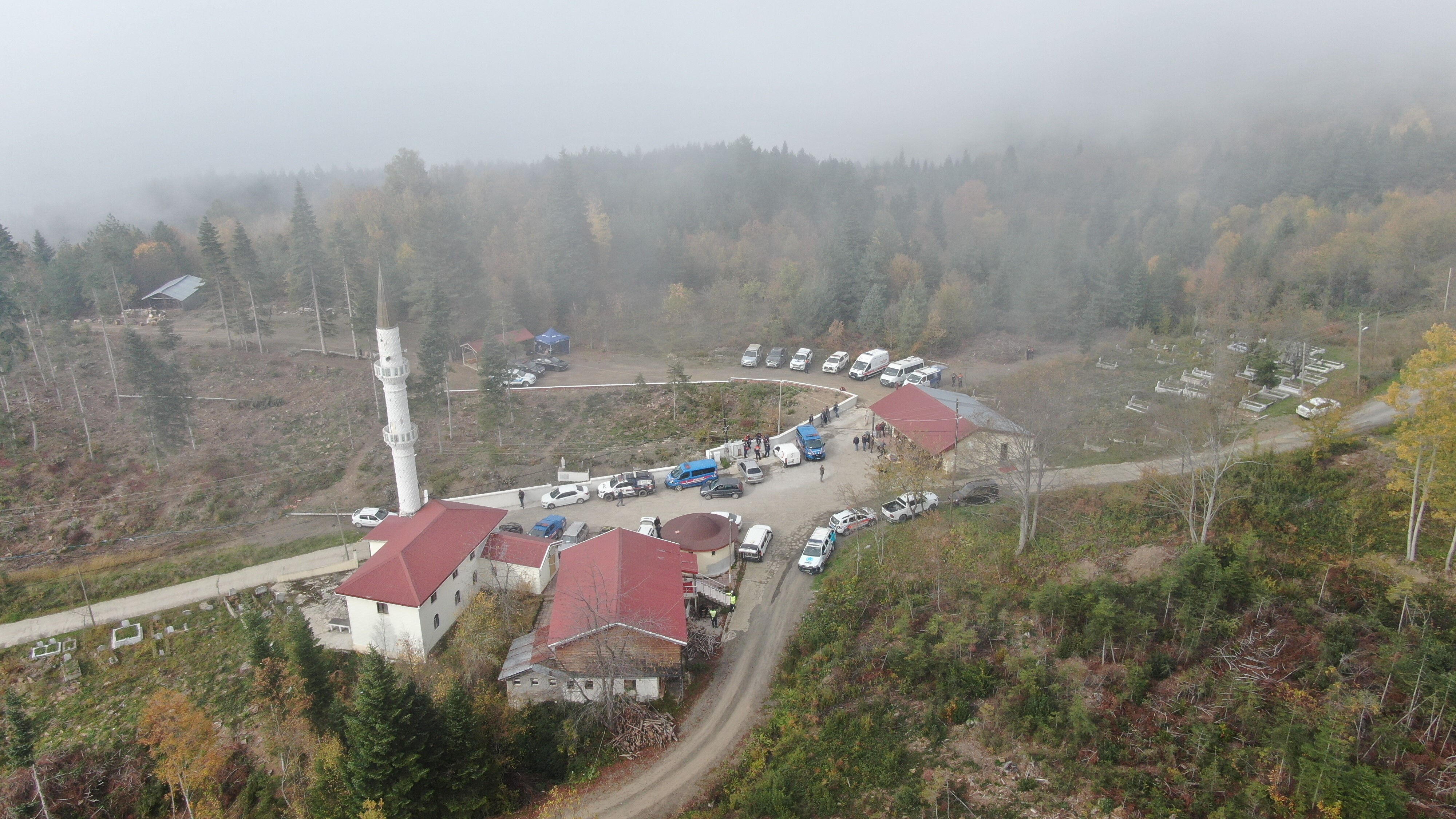 Huriye Helvacı ve 5 yaşındaki oğlundan üç gündür iz yok: Kardeşinden endişe dolu açıklama! Huriye Helvacı ve 5 yaşındaki oğlundan üç gündür iz yok: Kardeşinden endişe dolu açıklama! - 4. Resim
