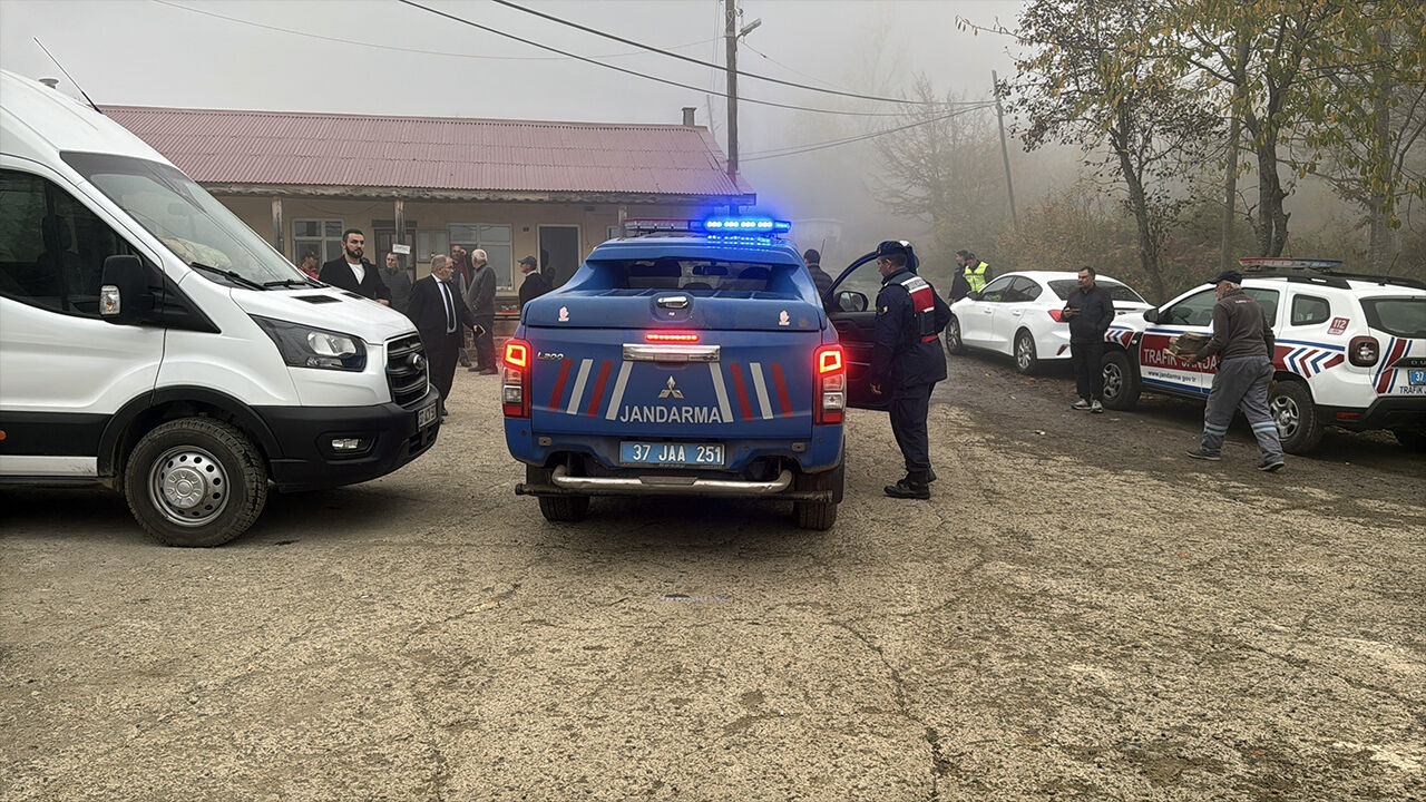 Huriye Helvacı ve 5 yaşındaki oğlundan üç gündür iz yok: Kardeşinden endişe dolu açıklama! Huriye Helvacı ve 5 yaşındaki oğlundan üç gündür iz yok: Kardeşinden endişe dolu açıklama! - 3. Resim