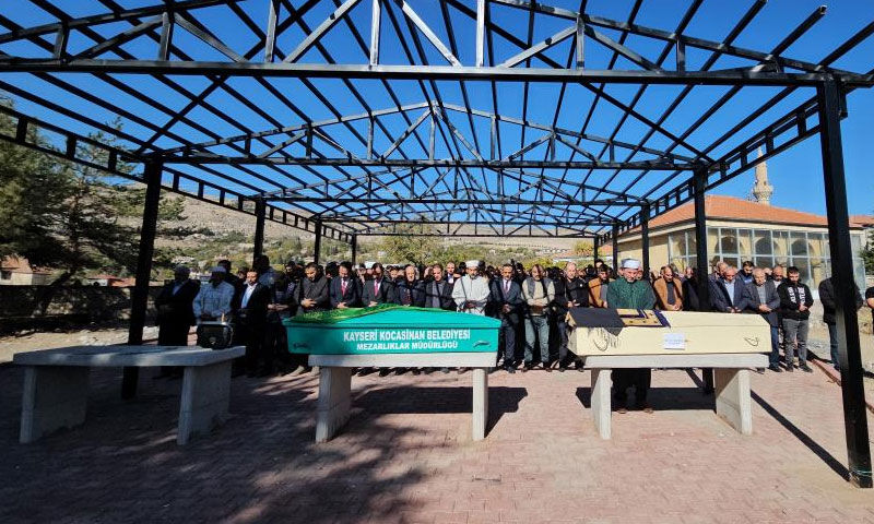 Okul dönüşü feci son! Öğretmenin aracı altında kalan Buğlem’e acı veda - 3. Resim