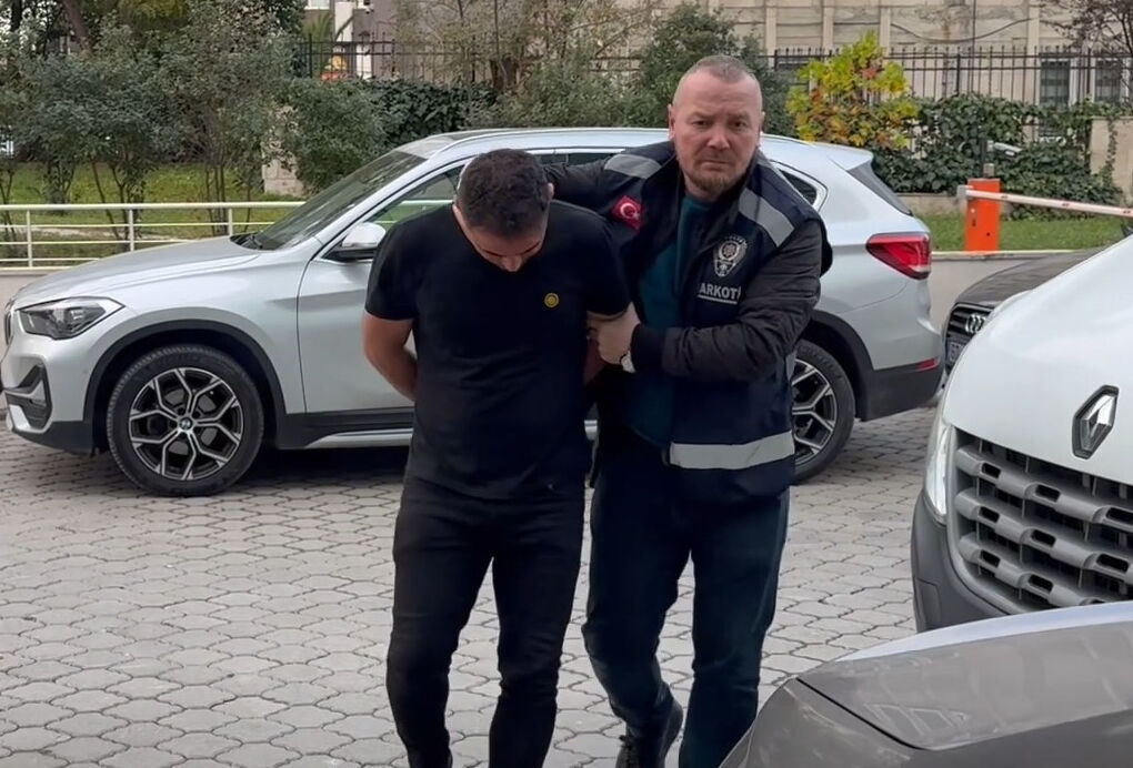 Otobüs tuvaletinden uyuşturucu çıktı! Yolcu değil zehir taşıyormuş Otobüs tuvaletinden uyuşturucu çıktı! Yolcu değil zehir taşıyormuş - 2. Resim