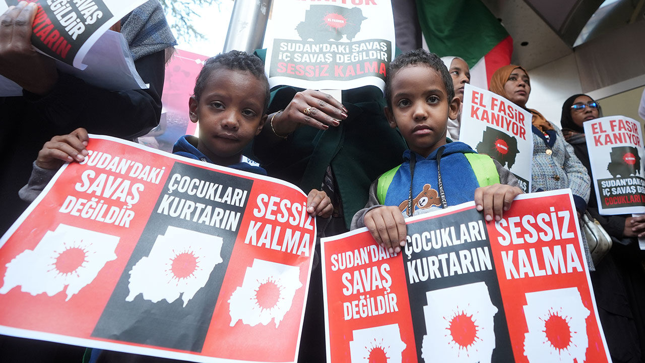 Sudan’daki katliamın perde arkası: İsrail gözünü Nil ve Kızıldeniz’e dikti! Sudan’daki katliamın perde arkası: İsrail gözünü Nil ve Kızıldeniz’e dikti! - 2. Resim