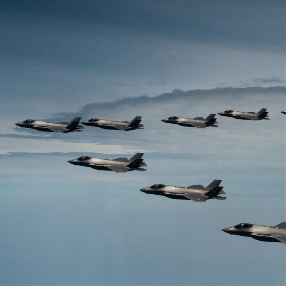 Tel Aviv ve Atina hattında askeri yakınlaşma! Düzinelerce savaş uçağıyla tatbikat yaptılar - 1. Resim