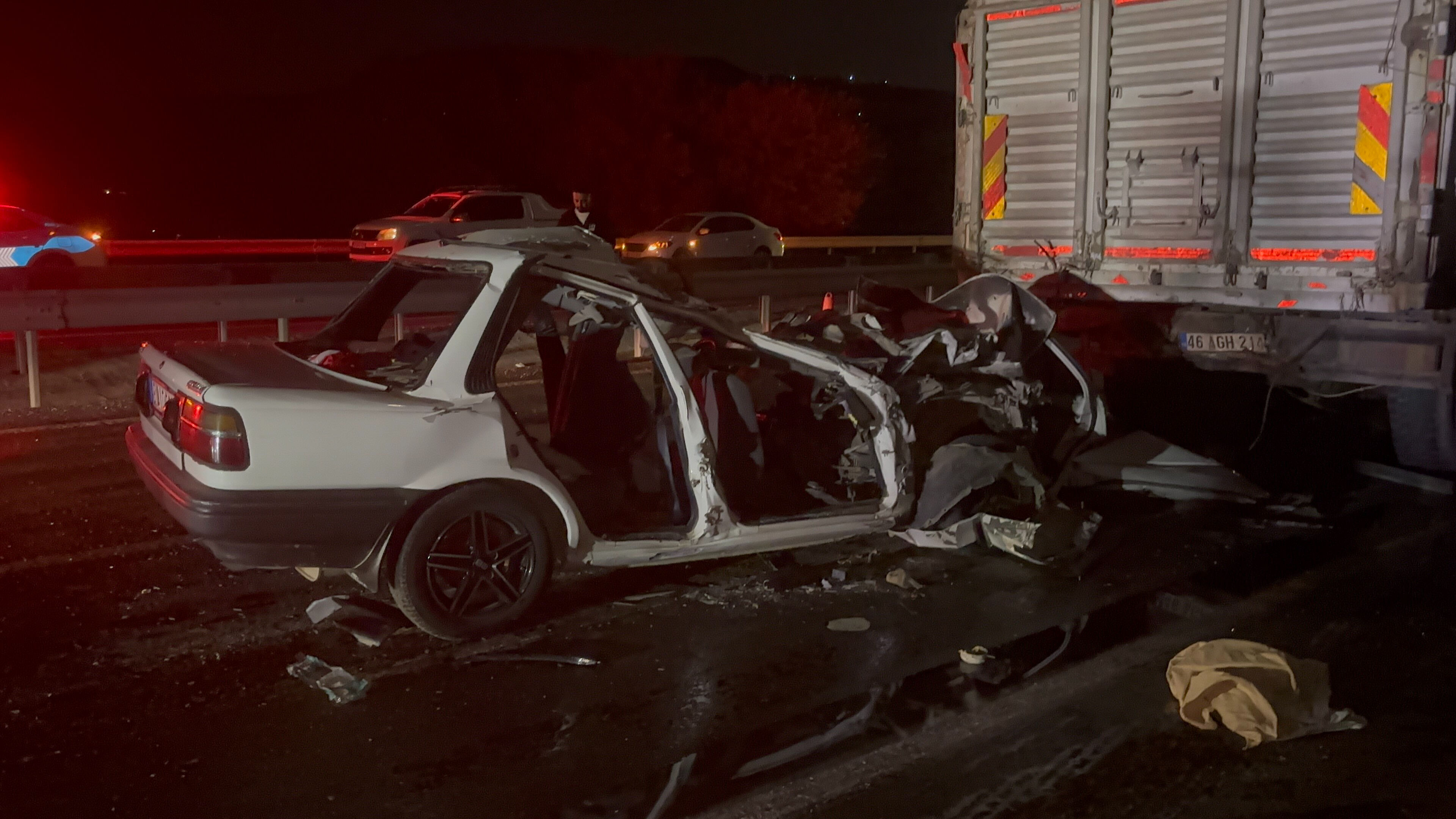 3 kişinin can verdiği kazada 'umre' detayı! Duyanları gözyaşlarına boğdu - 1. Resim