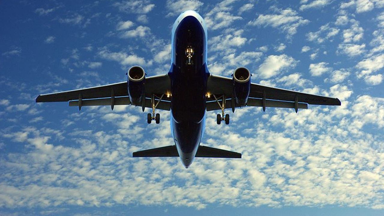  - Almanya'da havalimanında dron paniği! Operasyonlar askıya alındı