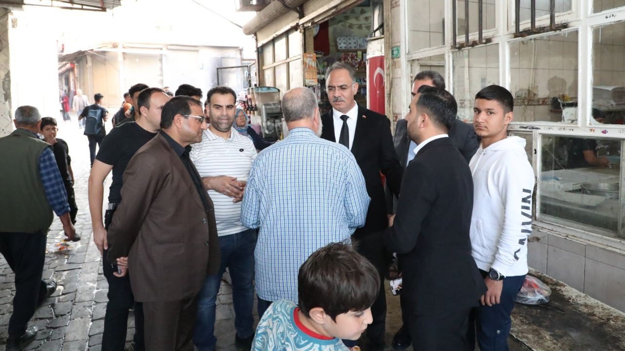 Belediye başkanı veresiye defterini satın aldı! Tüm mahallenin borçları sıfırlandı - Ekonomi