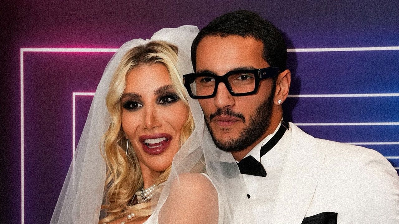 İrem Derici Hollanda’da saldırıya uğradı! “Tırnaklarım kırıldı, ellerim zonkluyor” İrem Derici Hollanda’da saldırıya uğradı! “Tırnaklarım kırıldı, ellerim zonkluyor”