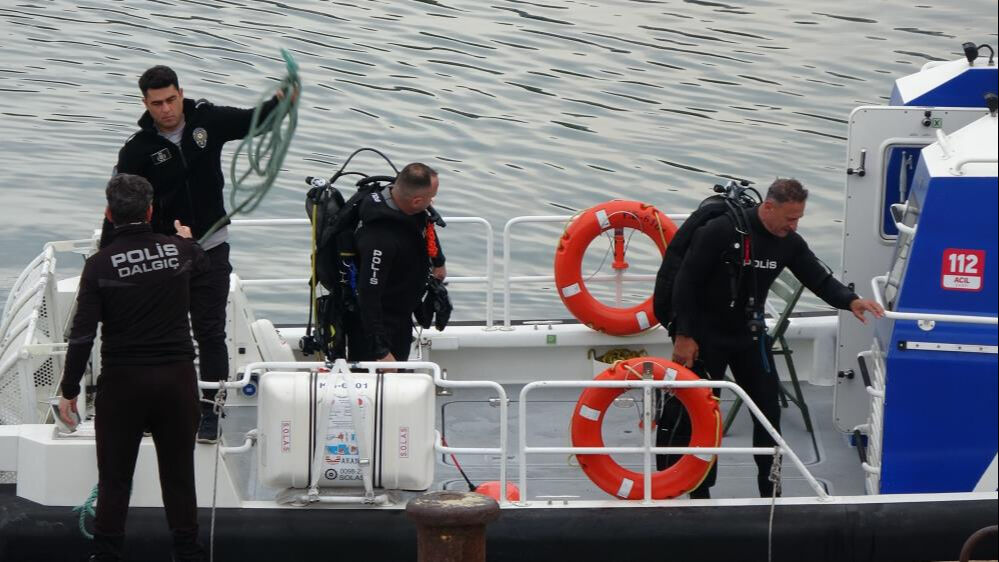 İş insanı 2 haftadır kayıp! Denizde arama çalışmaları sürüyor İş insanı 2 haftadır kayıp! Denizde arama çalışmaları sürüyor - 1. Resim