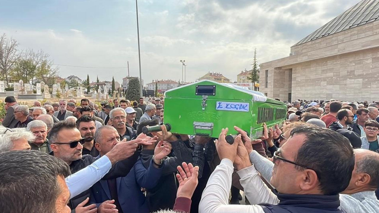 Ölümüyle herkesi yıkmıştı… Öğretmen Ebru Koçak’a son görev Ölümüyle herkesi yıkmıştı… Öğretmen Ebru Koçak’a son görev - 6. Resim