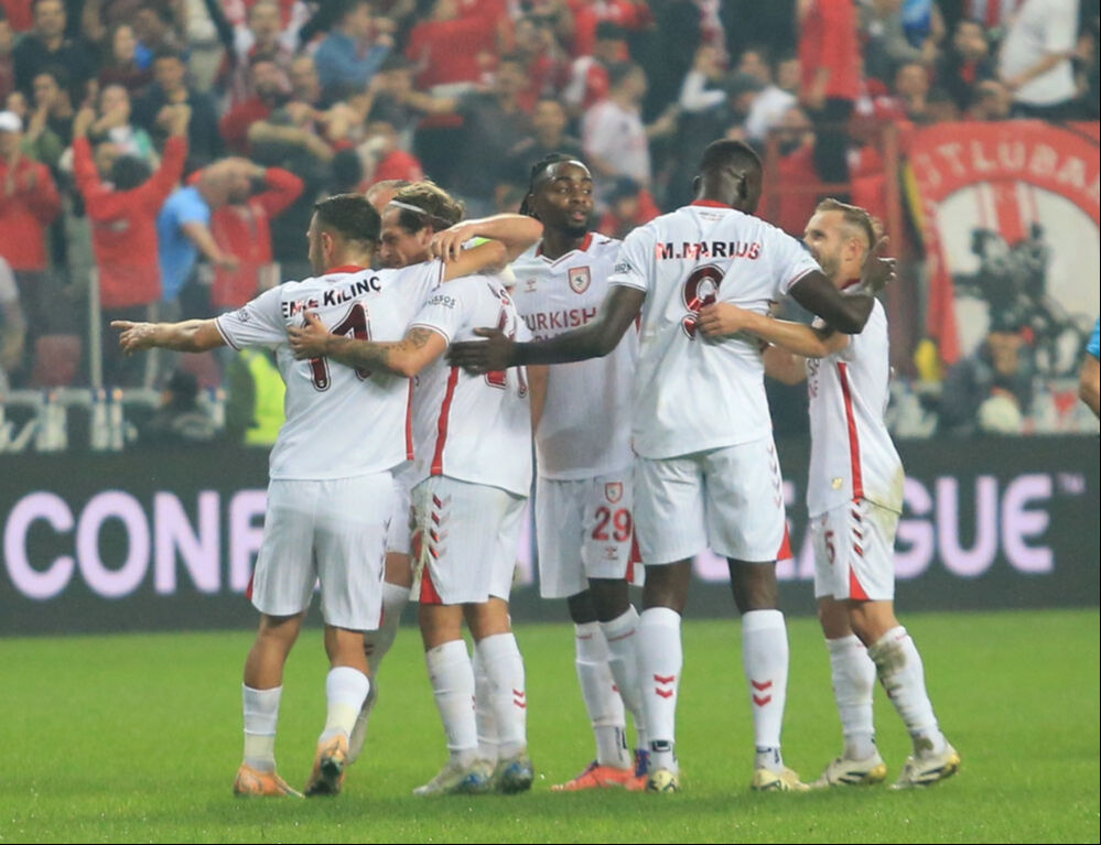 Samsunspor 3'te 3 yaptı, Avrupa'da zirveye çıktı Samsunspor 3'te 3 yaptı, Avrupa'da zirveye çıktı - 2. Resim