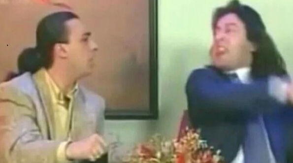 Şaşırtan gerçek! İslam Memiş 90'lara damga vuran ünlü ismin kardeşiymiş Şaşırtan gerçek! İslam Memiş 90'lara damga vuran ünlü ismin kardeşiymiş - 1. Resim