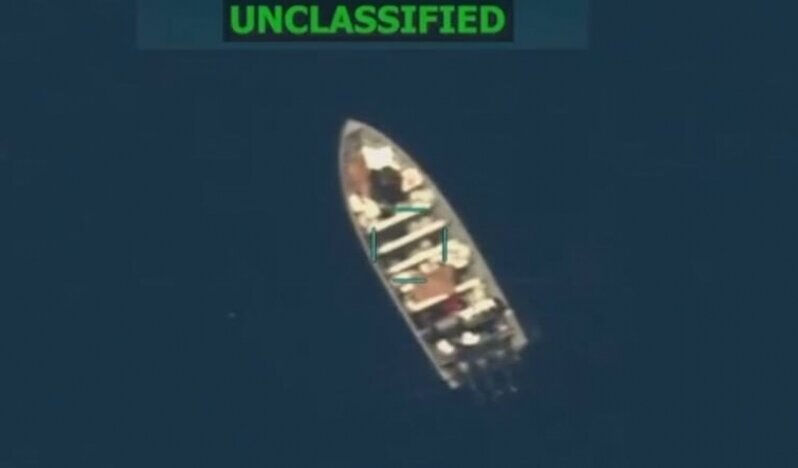 ABD Karayipler açıklarında tekneyi vurdu! Çok sayıda hayatını kaybeden var ABD Karayipler açıklarında tekneyi vurdu! Çok sayıda hayatını kaybeden var - 1. Resim