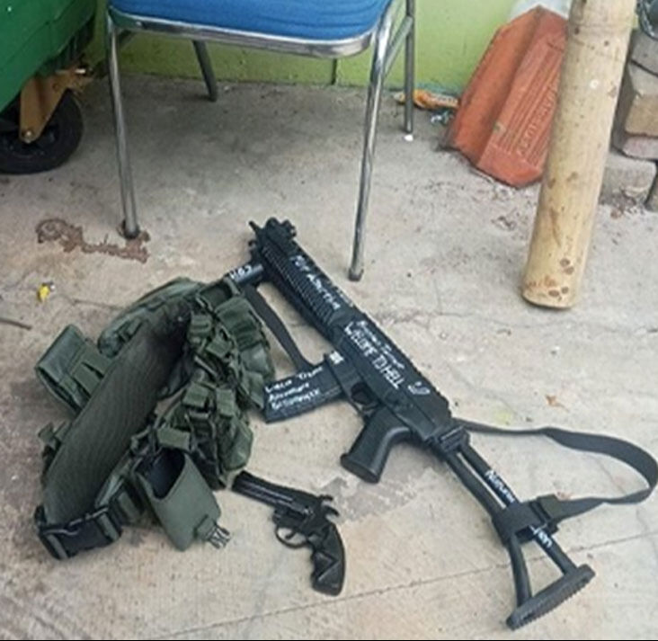 Endonezya'nın başkenti Jakarta'da cuma namazı sırasında patlama: Çok sayıda yaralı var! Endonezya'nın başkenti Jakarta'da cuma namazı sırasında patlama: Çok sayıda yaralı var! - 3. Resim