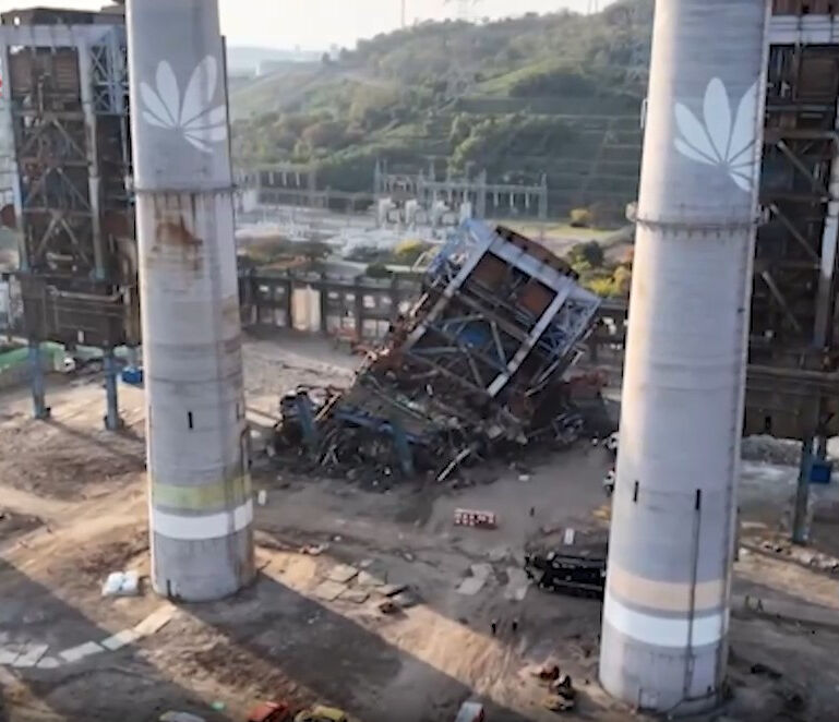 Güney Kore'deki santral faciasında bilanço ağırlaşıyor: 3 işçi hayatını kaybetti, 2 kişi kayıp Güney Kore'deki santral faciasında bilanço ağırlaşıyor: 3 işçi hayatını kaybetti, 2 kişi kayıp - 1. Resim