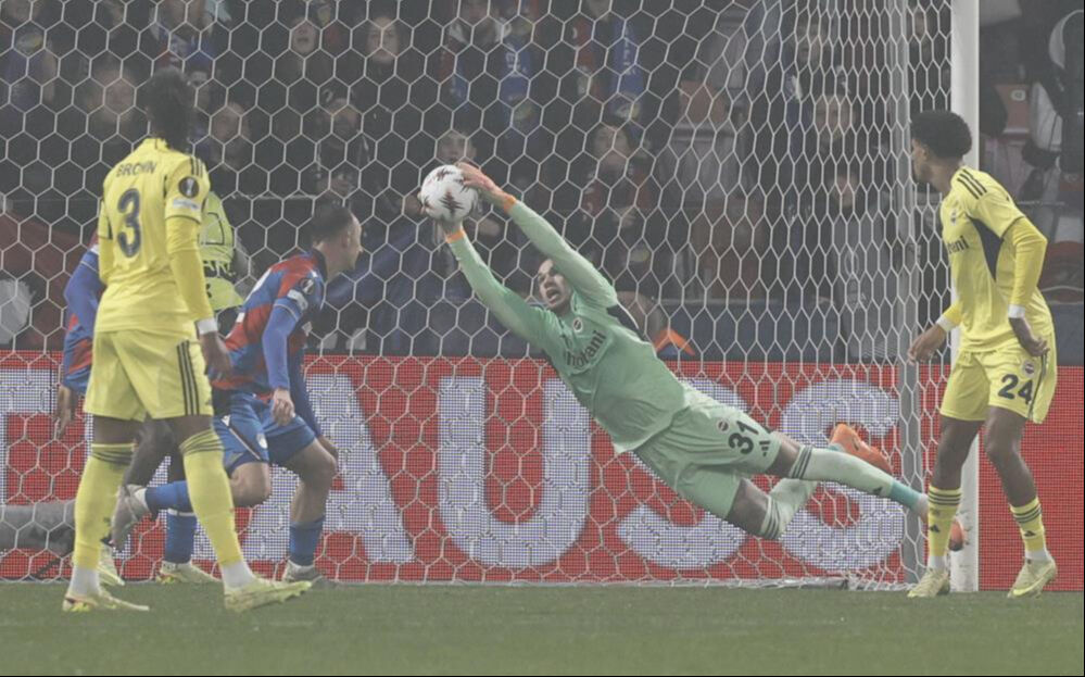 Milan Skriniar hakemle penaltı pozisyonu konuşmasını anlattı: Bana dedi ki... Milan Skriniar hakemle penaltı pozisyonu konuşmasını anlattı: Bana dedi ki... - 1. Resim