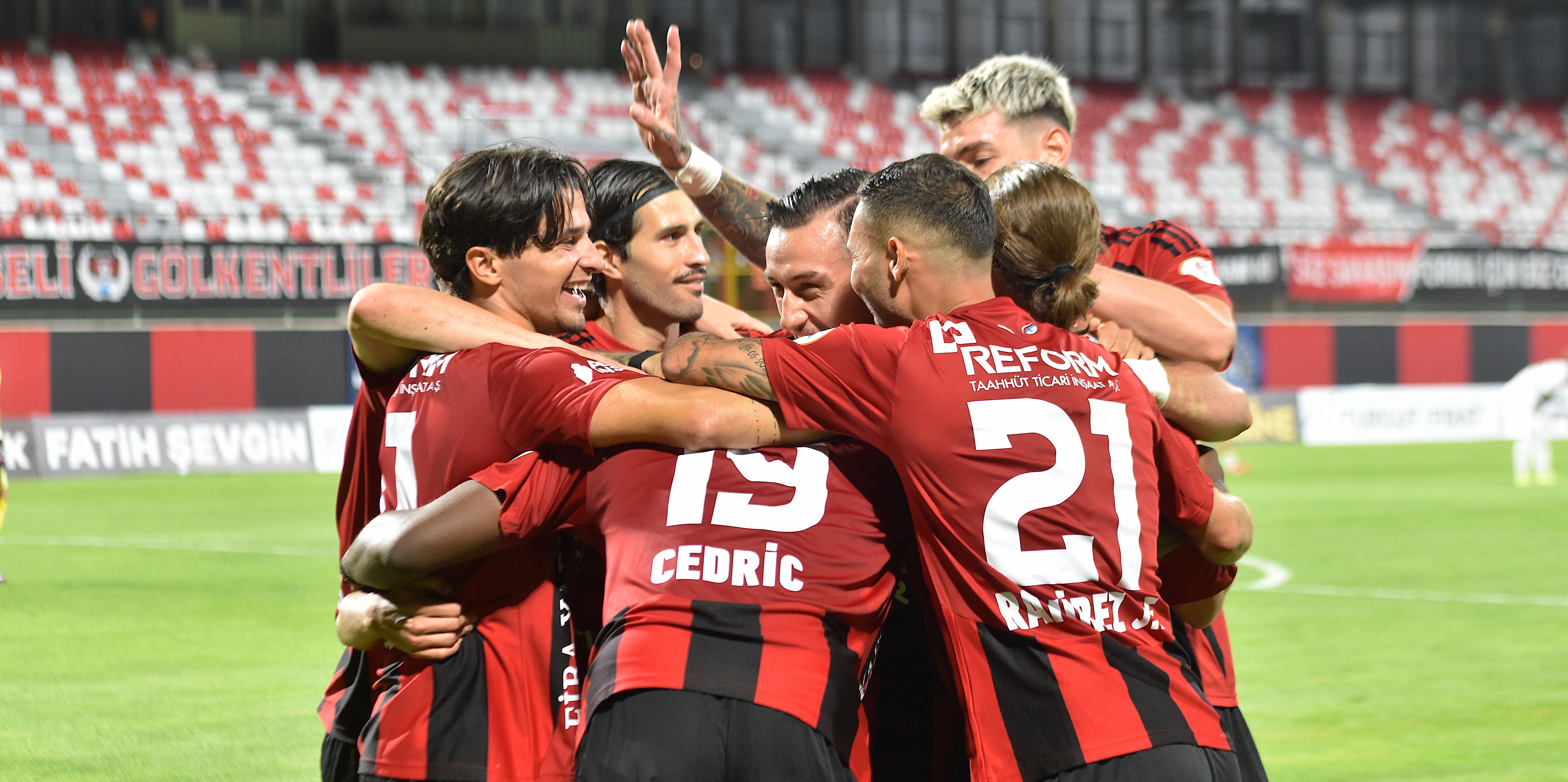 Sarıyer - Van Spor FK maçı hangi kanalda, saat kaçta yayınlanacak? Trendyol 1. Lig Sarıyer - Van Spor FK maçı hangi kanalda, saat kaçta yayınlanacak? Trendyol 1. Lig - 2. Resim