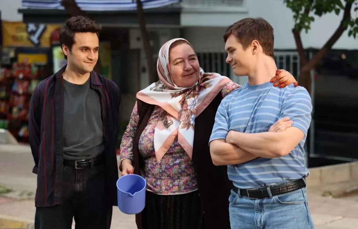 Sinemada bu hafta | "Predator: Vahşi Topraklar" Yalnız kurt yenilmemeli! Sinemada bu hafta | "Predator: Vahşi Topraklar" Yalnız kurt yenilmemeli! - 4. Resim