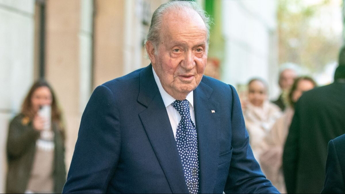Sürgündeki eski İspanya Kralı Juan Carlos 70 yıl sonra itiraf etti: Kardeşimi alnından vurup öldüren bendim Juan Carlos