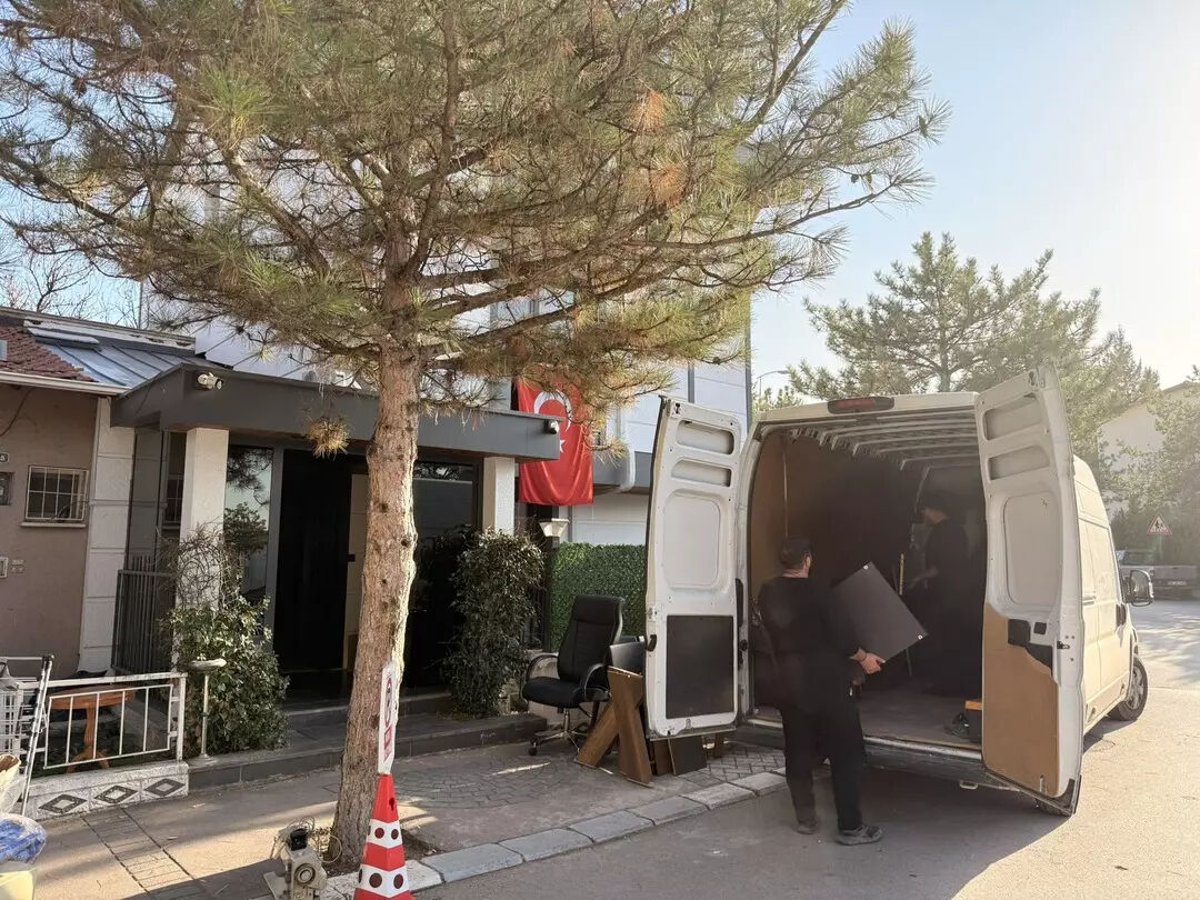 Taşınma görüntüleri gündem olmuştu! Kemal Kılıçdaroğlu'nun yeni ofisinin adresi netleşti Taşınma görüntüleri gündem olmuştu! Kemal Kılıçdaroğlu'nun yeni ofisinin adresi netleşti - 2. Resim