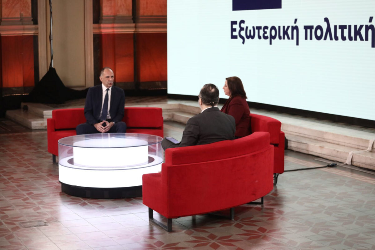 Yunan Bakan Dendias 'Türkiye’yi örnek almalıyız' dedi! Yunan Bakan Dendias Türkiye’yi örnek almalıyız dedi - 1. Resim