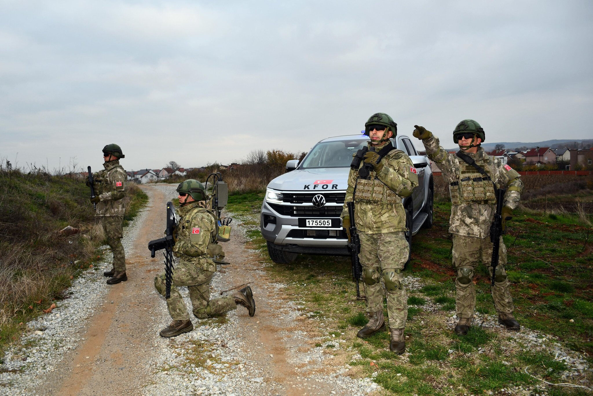1999'dan bu yana sarsılmaz güç! Türk askeri Kosova'da devriyede 1999'dan bu yana sarsılmaz güç! Türk askeri Kosova'da devriyede - 3. Resim
