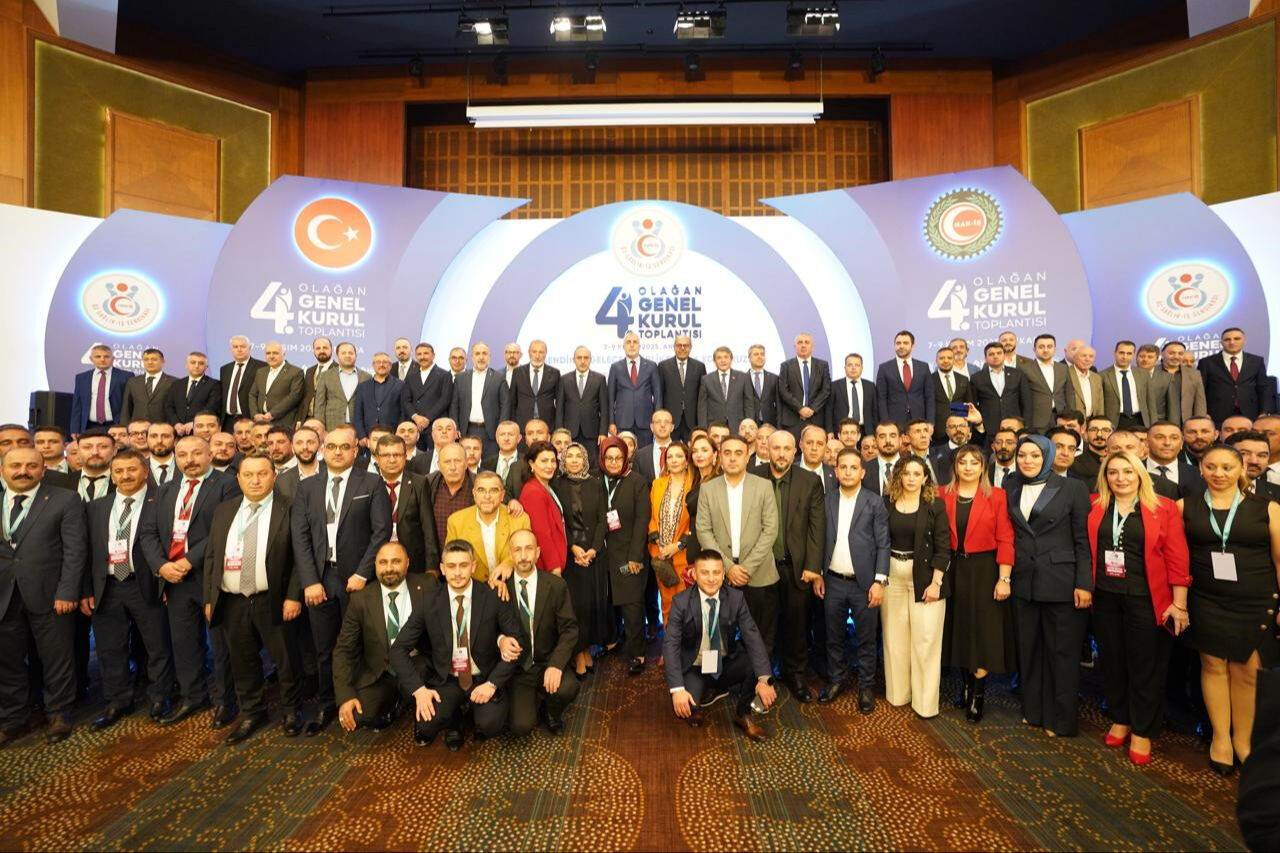 Asgari ücrette komisyon krizi! TÜRK-İŞ'in Asgari ücrette komisyon krizi! TÜRK-İŞ'in