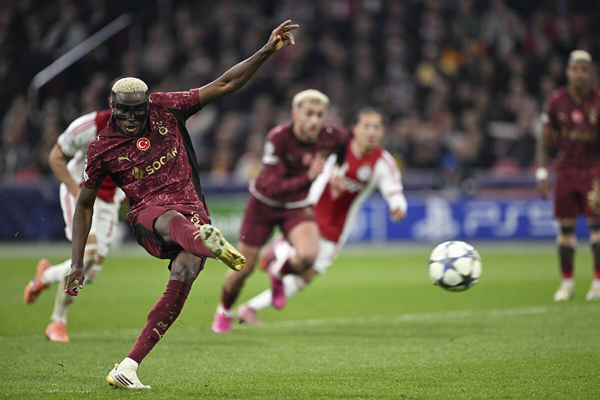 Avrupa'nın iki devi de Osimhen'in peşinde! 'Galatasaray, 150 milyon euro istiyor' Avrupa'nın 2 devi de Osimhen'in peşinde! 'Galatasaray'ın tarifesi 150 milyon euro' - 3. Resim