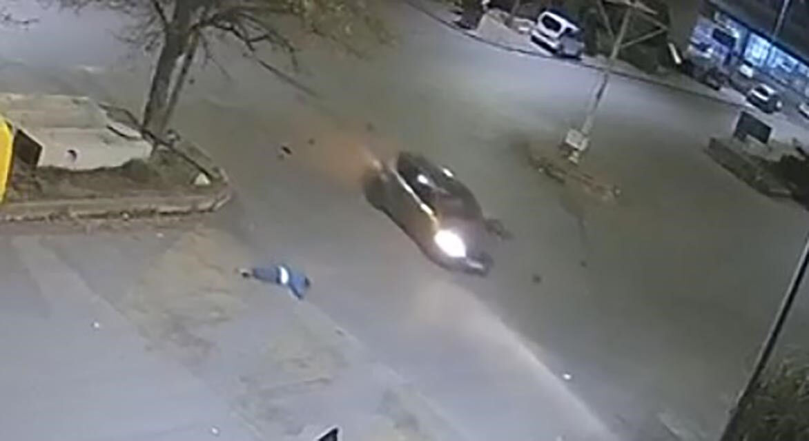 Daha 14 yaşındaydı! Otomobile çarpan motosikletli, oracıkta can verdi Daha 14 yaşındaydı! Otomobile çarpan motosikletli, oracıkta can verdi - 1. Resim