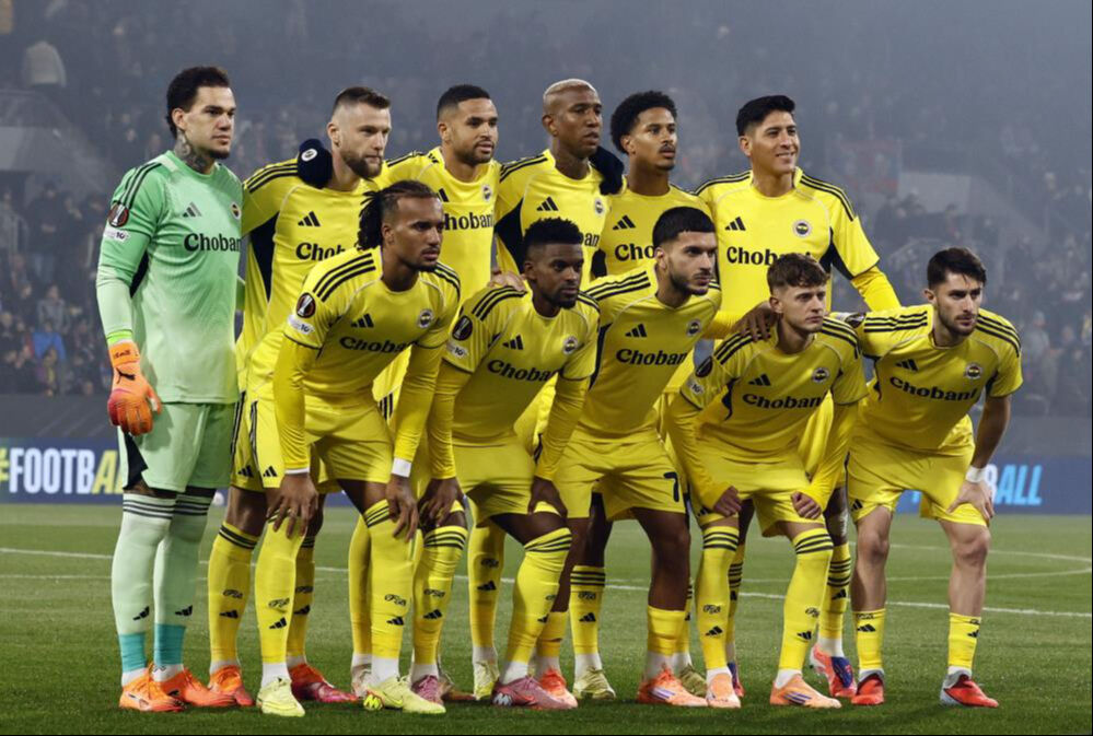 Fenerbahçe, UEFA'ya gidiyor! Skandal hakem şikayet edilecek Fenerbahçe, UEFA'ya gidiyor! Skandal hakem şikayet edilecek - 1. Resim