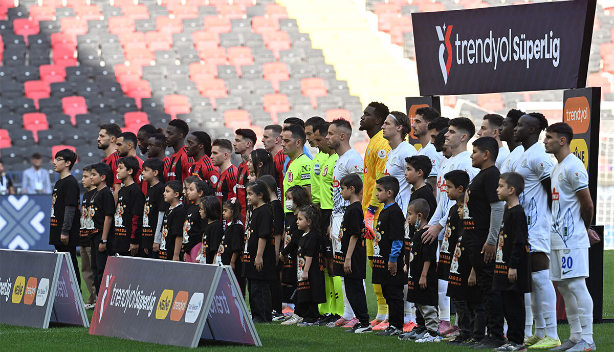 Gol düellosunda kazanan çıkmadı! Gaziantep FK: 2 - Çaykur Rizespor: 2 - 1. Resim