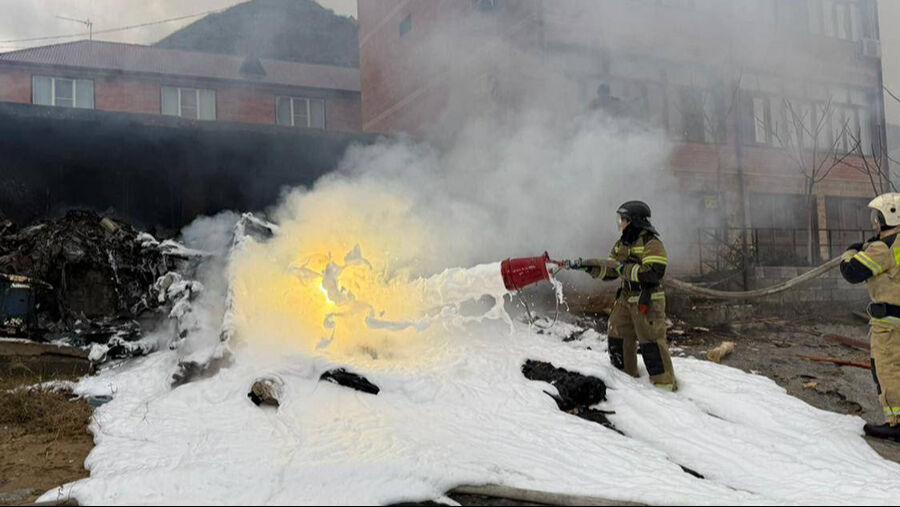 Helikopter evin üstüne çakıldı! Çok sayıda ölü ve yaralı var Helikopter evin üstüne çakıldı! Çok sayıda ölü ve yaralı var - 1. Resim