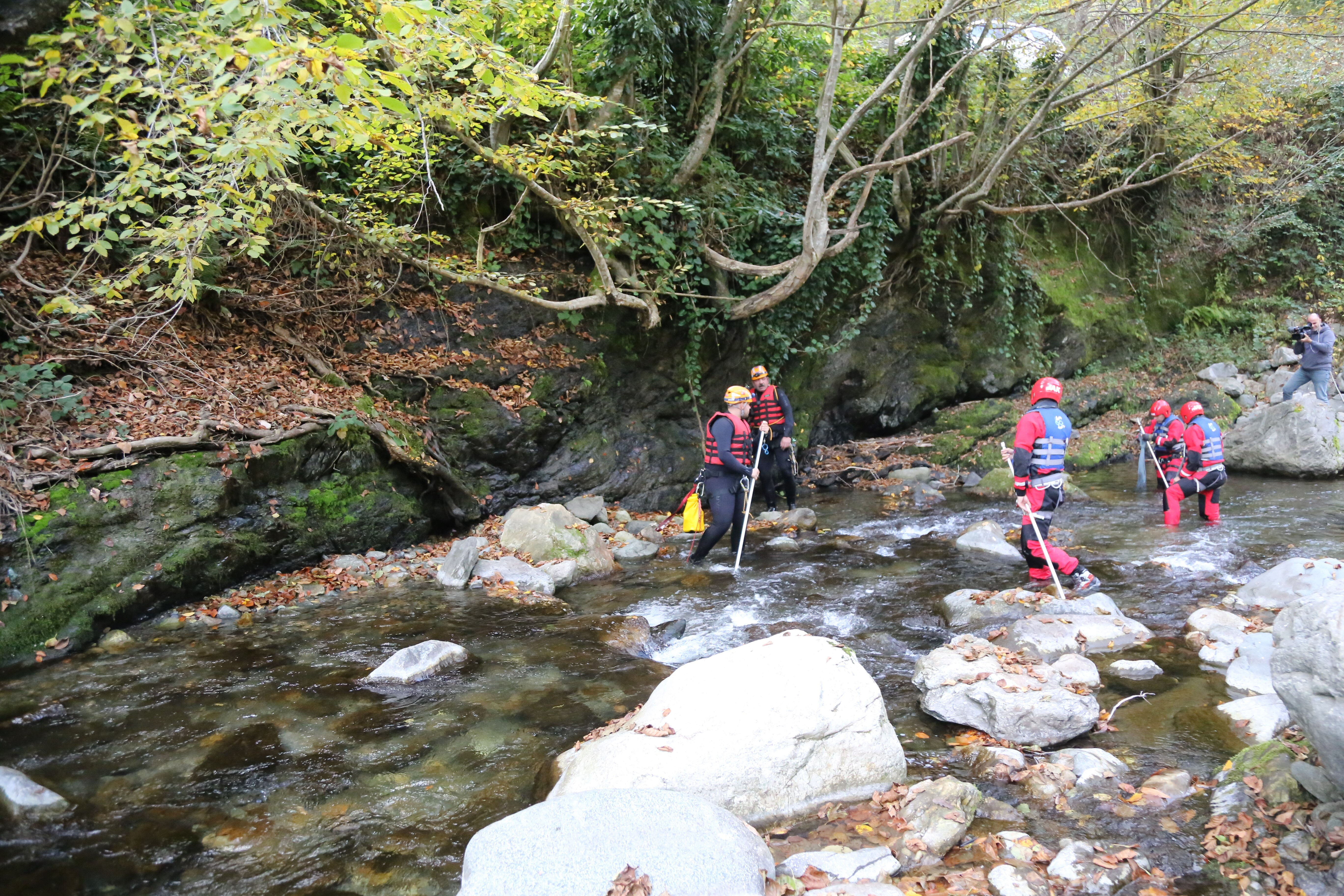 Huriye Helvacı'nın kızı konuştu, sesi titreyerek çağrı yaptı: Annemin kaybolduğunu internetten öğrendim - 2. Resim