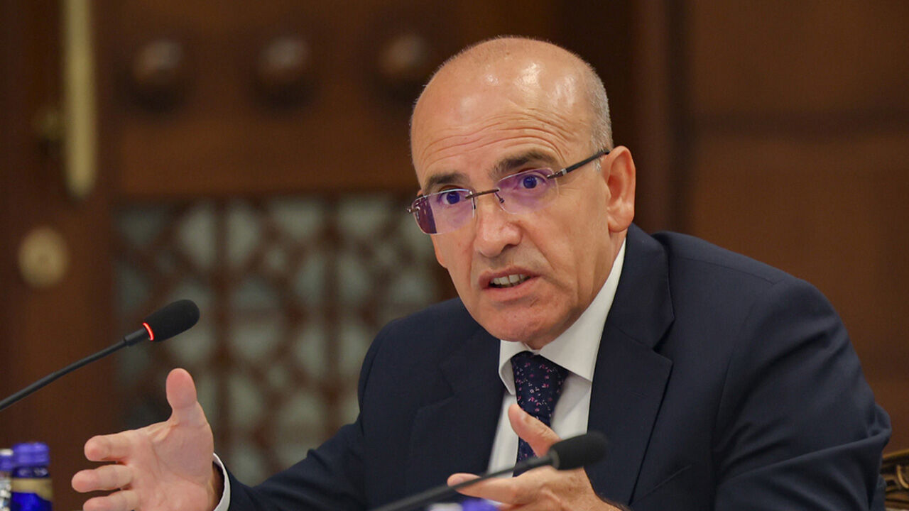 Mehmet Şimşek'ten 'yapılandırma' çıkışı! Vergi ödemeyeni ödüllendirecek düzenleme yanlış Mehmet Şimşek'ten 'yapılandırma' çıkışı! Vergi ödemeyeni ödüllendirecek düzenleme yanlış - 1. Resim