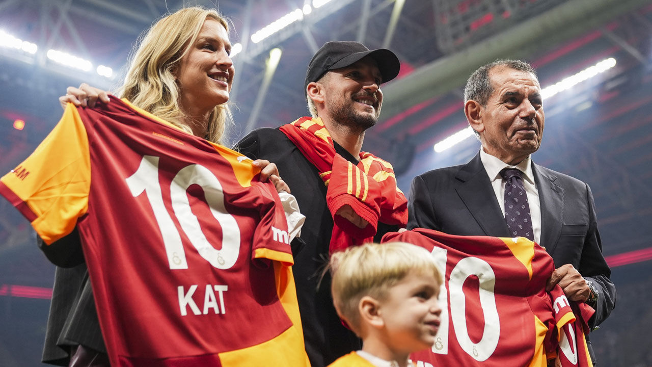 Okan Buruk'tan duygusal açıklama: Neredeyse sahada ağlayacaktık Okan Buruk'tan duygusal açıklama: Neredeyse ağlayacaktık sahada - 3. Resim