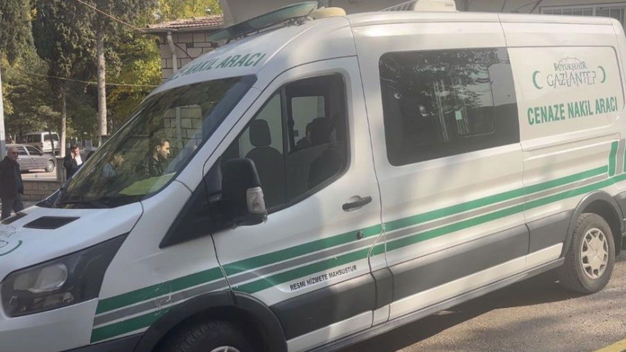 Oyun oynarken talihsiz kaza! 2 yaşındaki çocuk sulama kanalında can verdi Oyun oynarken talihsiz kaza! 2 yaşındaki çocuk sulama kanalında can verdi