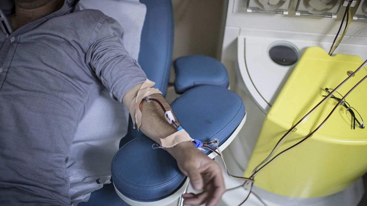 Remzi Uyar rekora gidiyor! 15 yılda 3 defa böbrek nakli yapıldı Remzi Uyar rekora gidiyor! 15 yılda 3 defa böbrek nakli yapıldı - 1. Resim