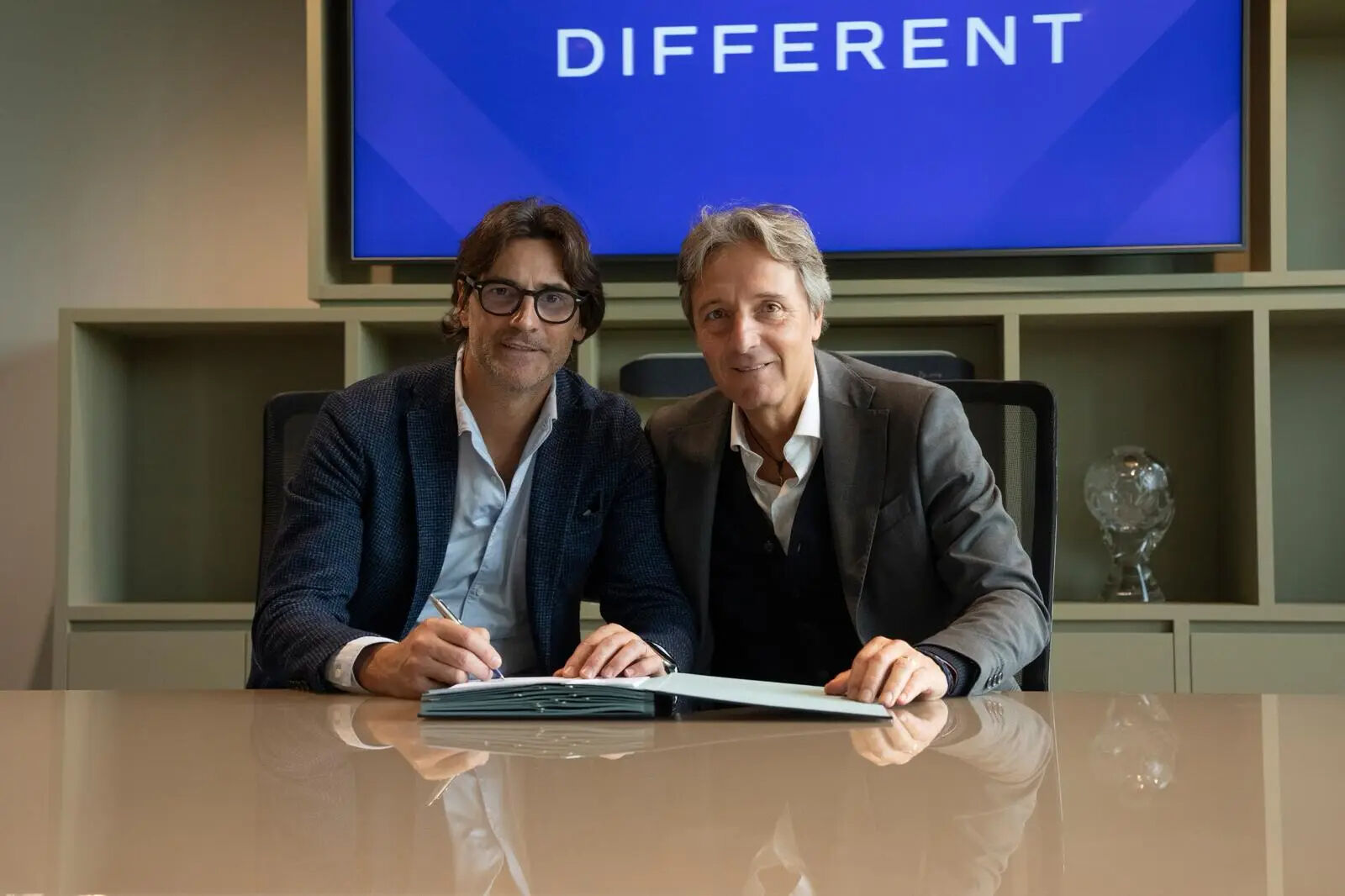 Serie A'nın dibine demir attılar: Fiorentina'nın yeni teknik direktörü açıklandı Serie A'nın dibine demir attılar: Fiorentina'nın yeni teknik direktörü açıklandı - 2. Resim