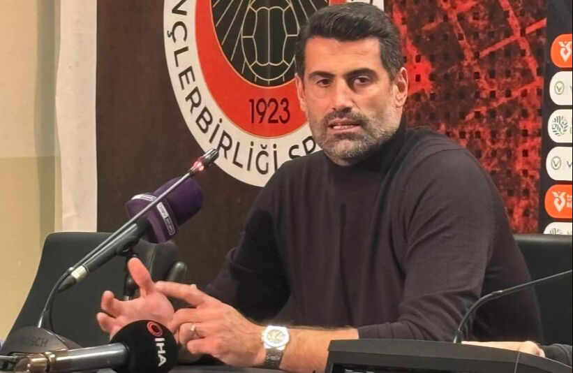 Volkan Demirel'den Ricardo Velho itirafı: Oynatmazsak para boşa gidecekti! Volkan Demirel'den Ricardo Velho itirafı: Oynatmazsak para boşa gidecekti - 1. Resim