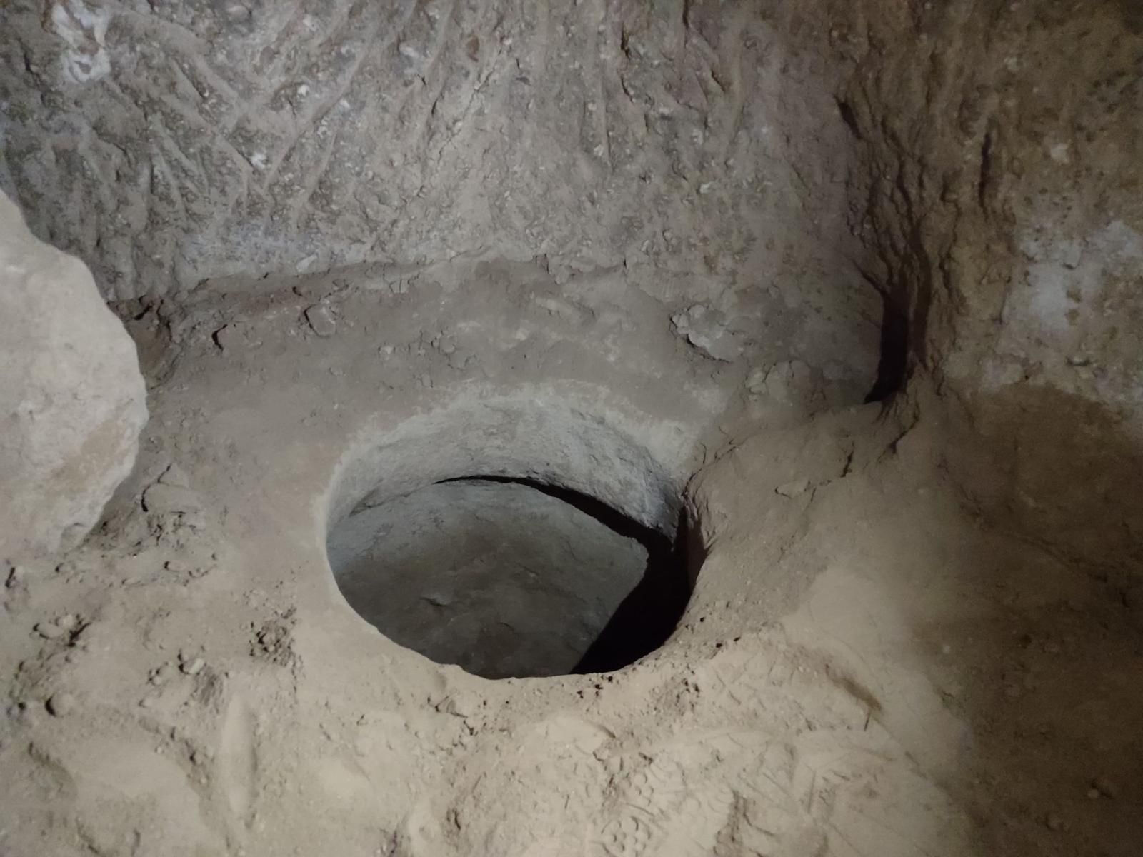 Yer altı şehrini talan etmişler! Define arayan zanlılar suçüstü yakalandı Yer altı şehrini talan etmişler! Define arayan zanlılar suçüstü yakalandı - 2. Resim