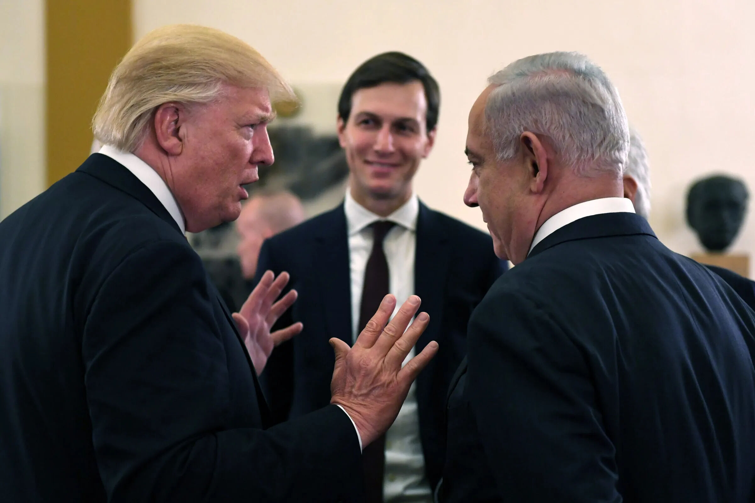 3 haftada 2 kez! Trump'ın damadı Netanyahu ile görüşmek üzere İsrail'de 3 haftada 2 kez! Trump'ın damadı Netanyahu ile görüşmek üzere İsrail'de - 1. Resim