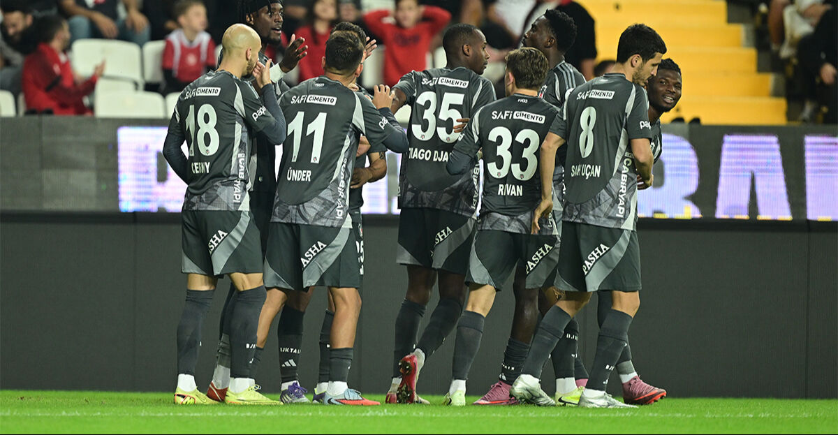Beşiktaş'ın fikstüründe dikkat çeken detay! 11 maçın 10'u İstanbul'da - 1. Resim