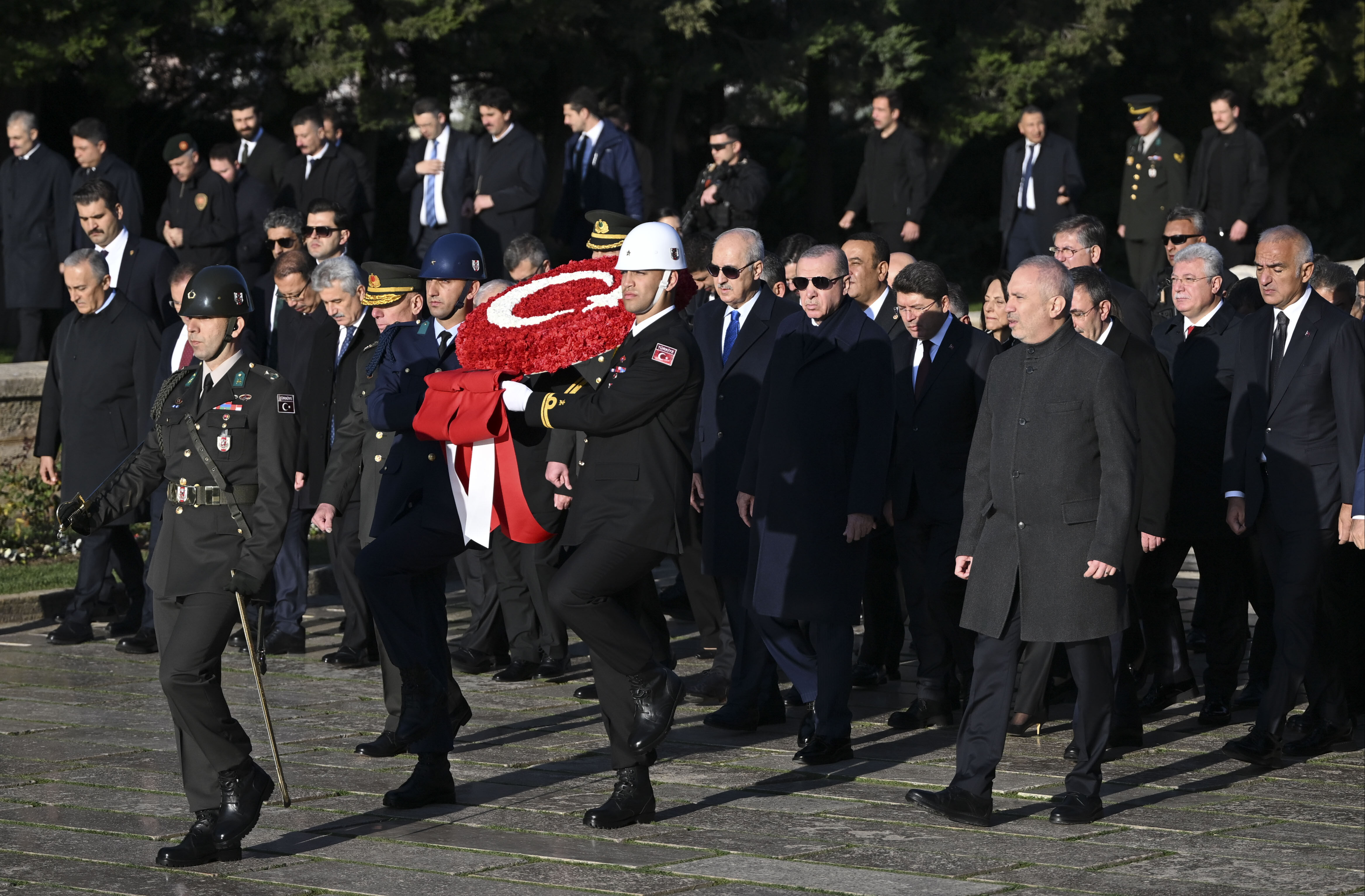 Cumhurbaşkanı Erdoğan ve devlet erkanı Anıtkabir'de! 