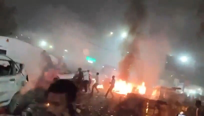 Delhi’de Kızıl Kale yakınlarında peş peşe patlama: En az 8 ölü var - 2. Resim