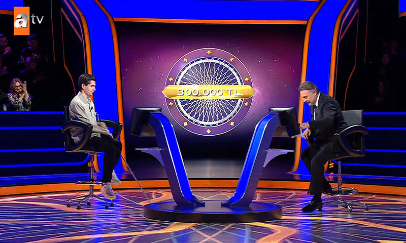 Görme engelli yarışmacı Kim Milyoner Olmak İster’e damga vurdu! 1 milyonluk sorunun eşiğinden döndü - 3. Resim