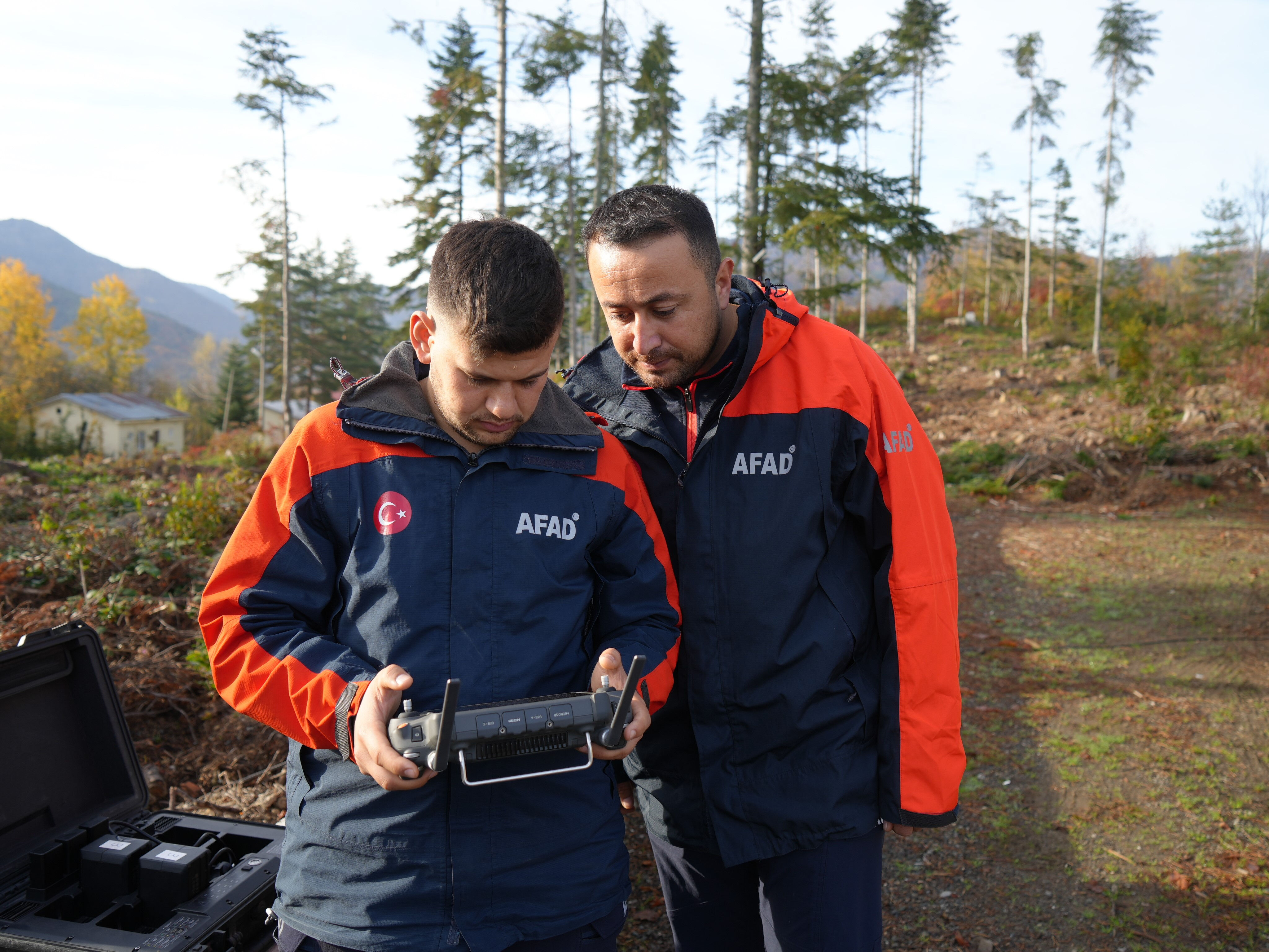 Kastamonu'da kaybolan anne oğuldan hala ses yok! Ayıların inleri dahi kontrol ediliyor - 1. Resim