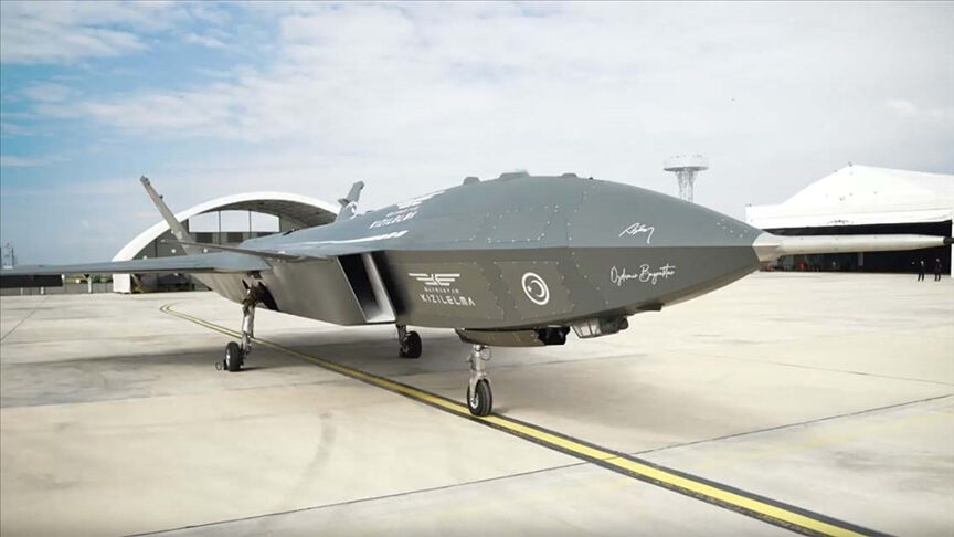 Kızılelma İtalya’dan Avrupa’ya açılıyor! Üç tesiste üretilecek - 1. Resim